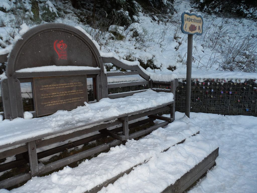 Stempelstelle 112: Liebesbank